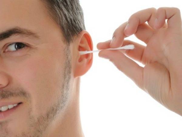 Les bonnes pratiques pour nettoyer vos oreilles